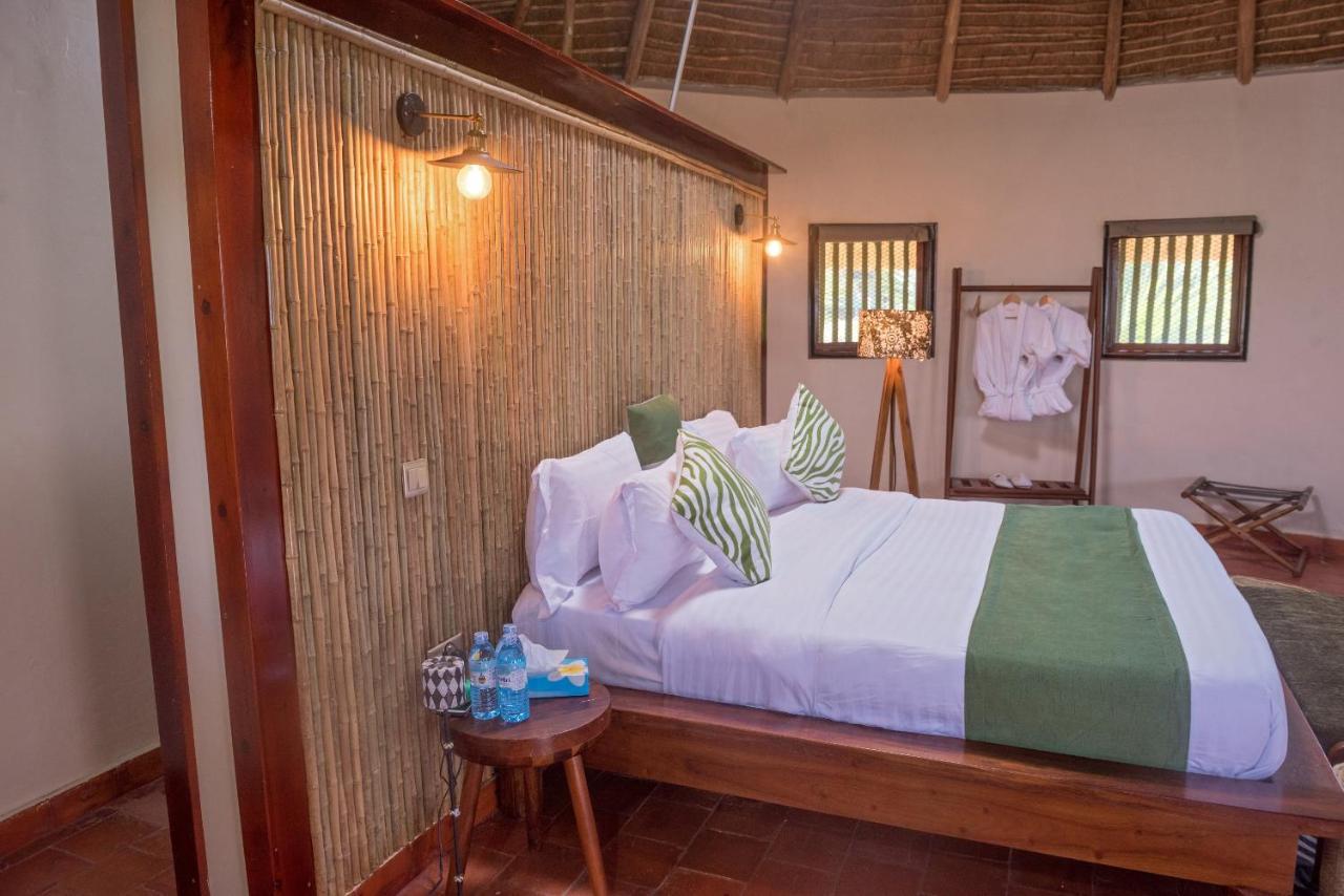 Tilenga Safari Lodge Arua المظهر الخارجي الصورة