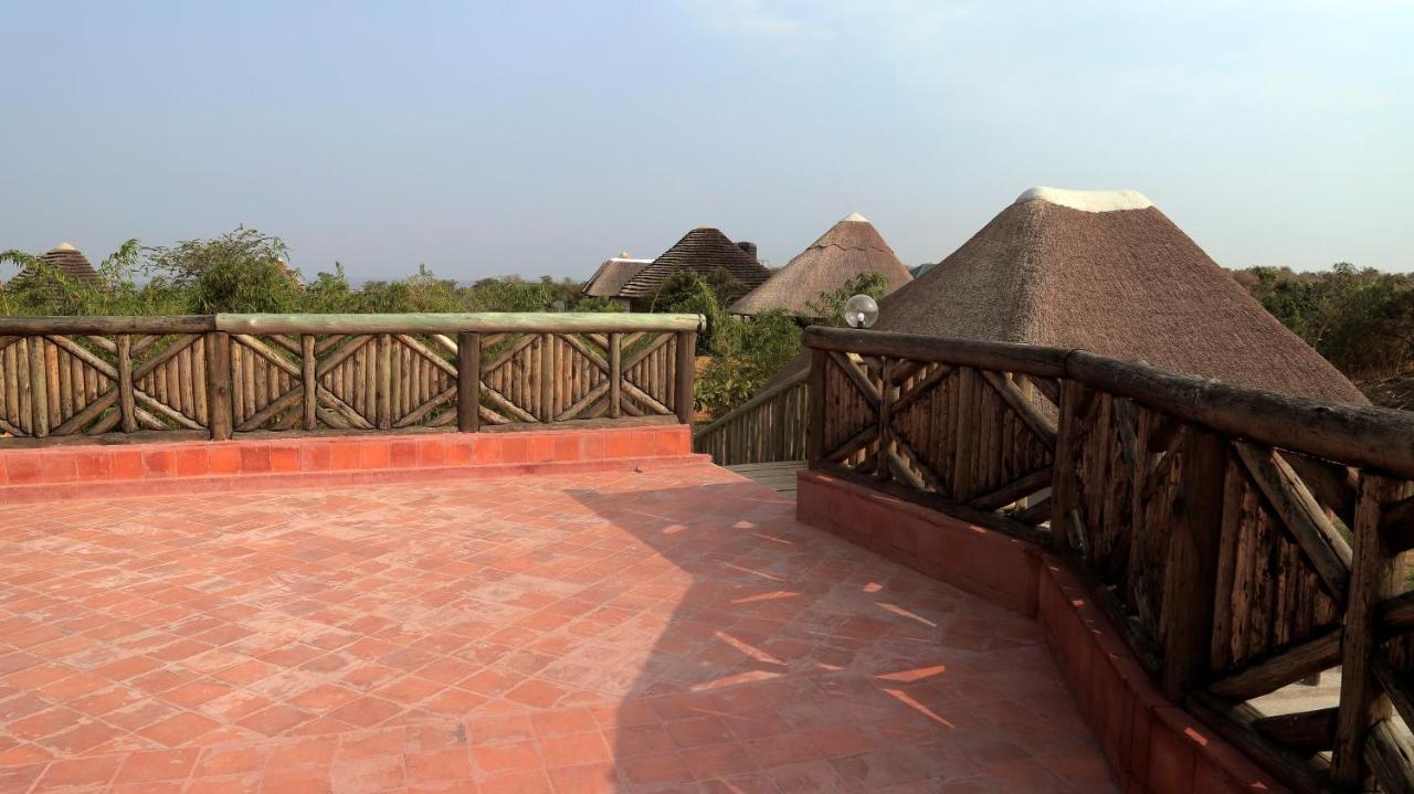 Tilenga Safari Lodge Arua المظهر الخارجي الصورة